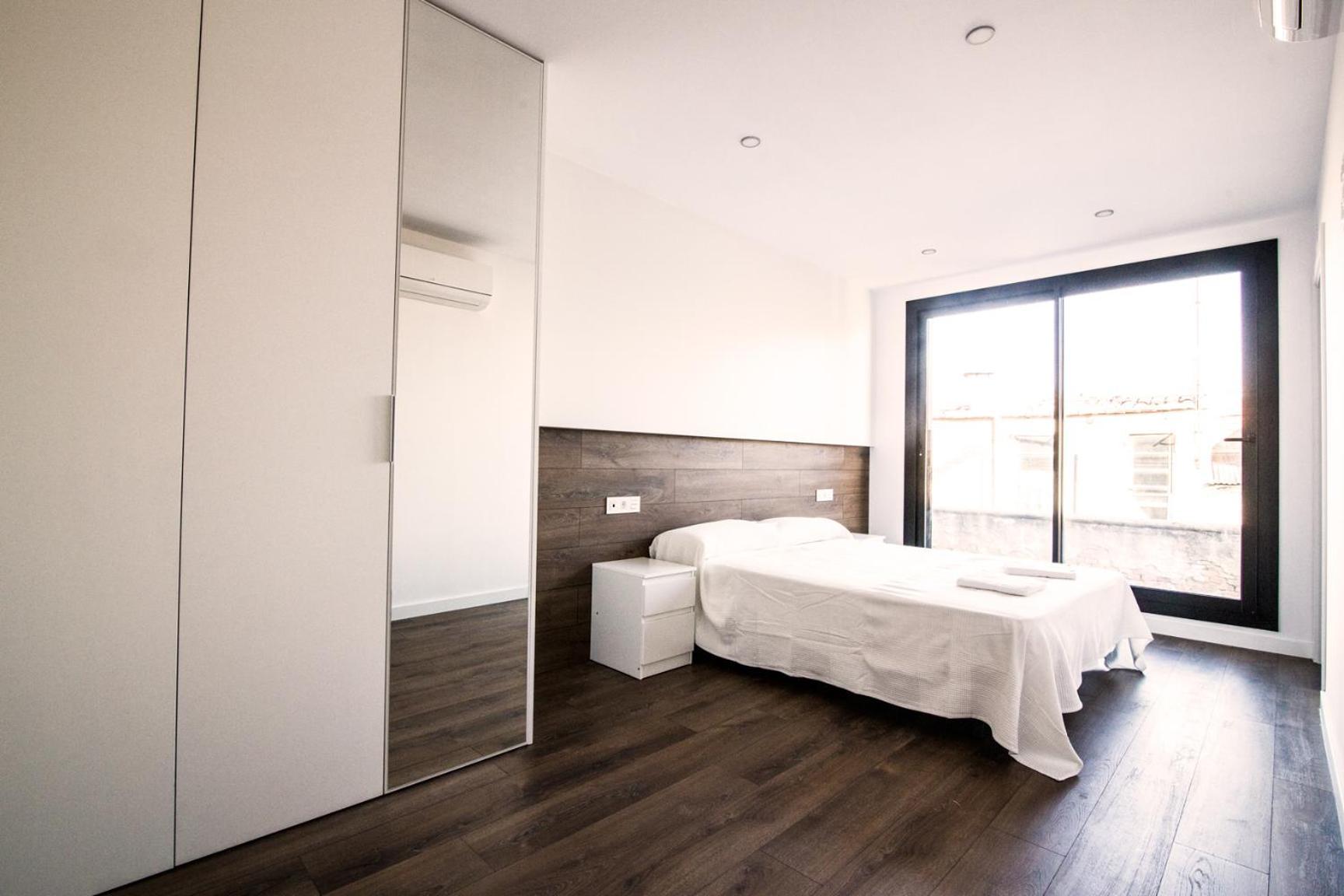 Reusia Apartaments ภายนอก รูปภาพ